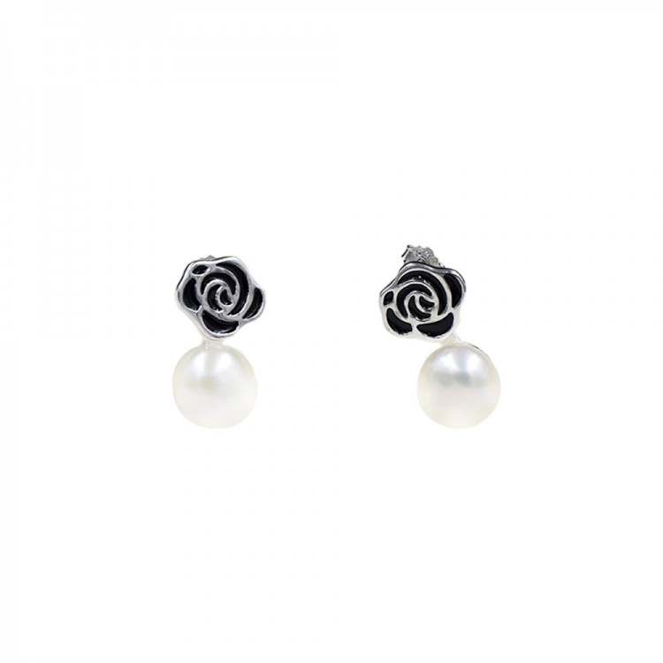 Black rose pearl earrings  